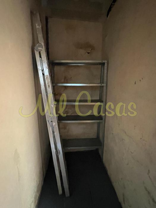 Bajo escultor ferreiro simm 10 