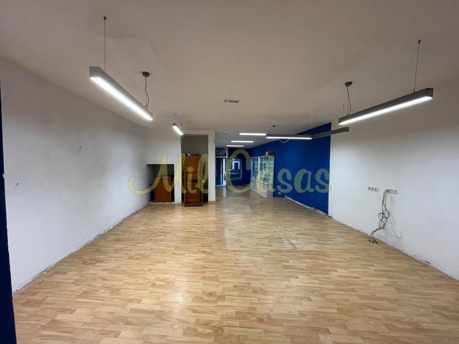 Bajo escultor ferreiro simm 11 